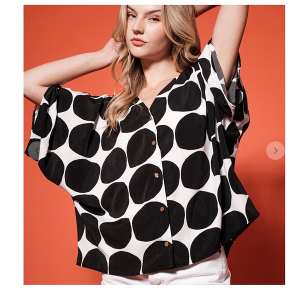 34 Boho V-Neck Dotted Three-Quarters Sleeve Blouse Top - Picture 4 of 4